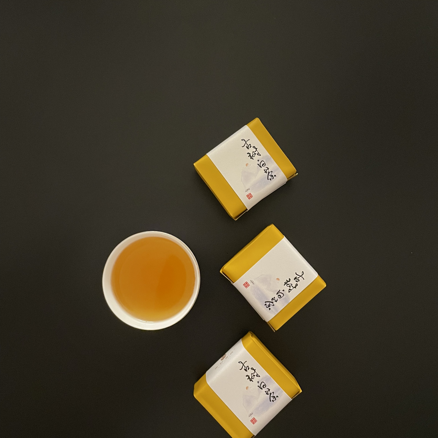 A001_Ancient Tree White Tea - The fragrance of the bright moon and misty mountains