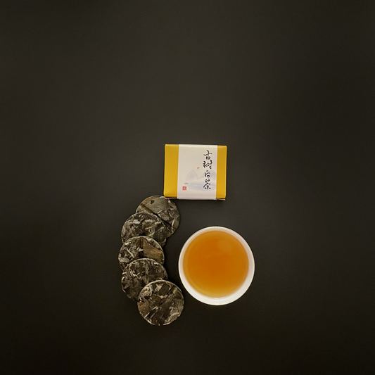 A001_Ancient Tree White Tea - The fragrance of the bright moon and misty mountains