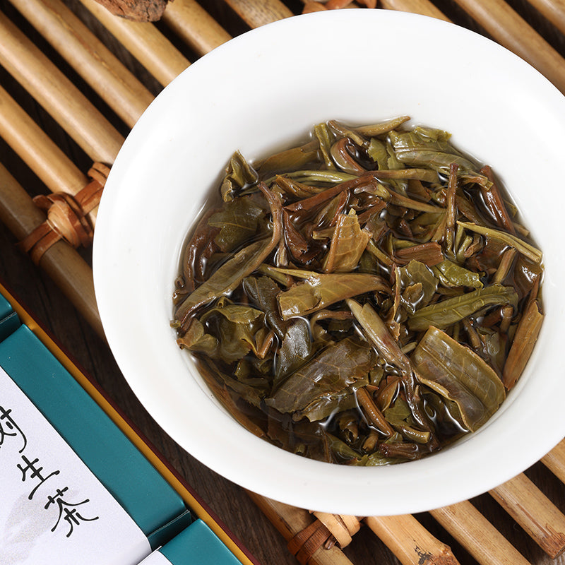S001_Raw Tea from Ancient Tea Trees - Wild Tall-stemmed