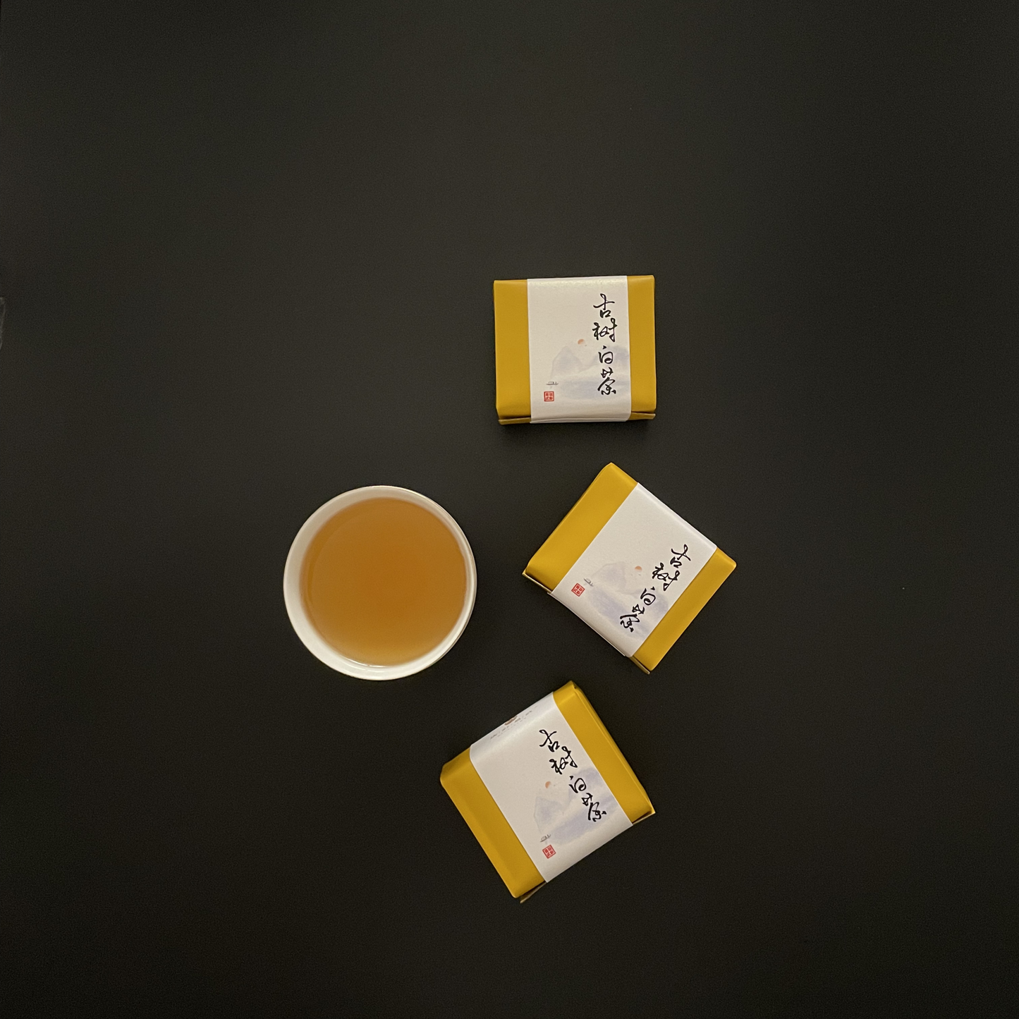 A001_Ancient Tree White Tea - The fragrance of the bright moon and misty mountains